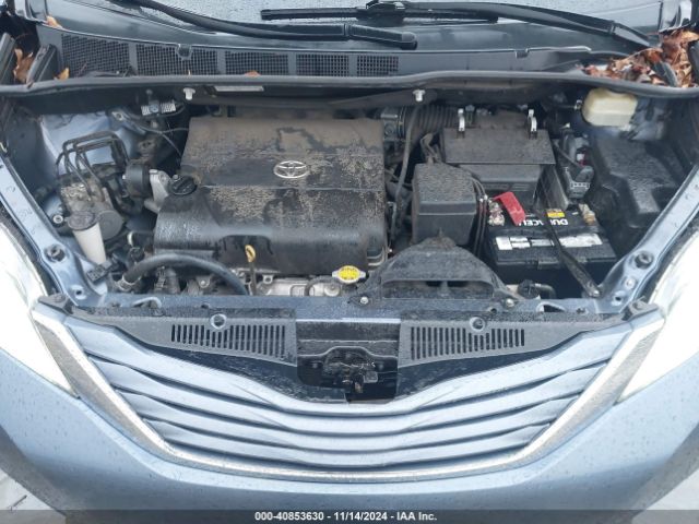 5TDKK3DC2GS724661 Toyota Sienna Le 8 Passenger