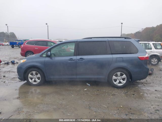 5TDKK3DC2GS724661 Toyota Sienna Le 8 Passenger