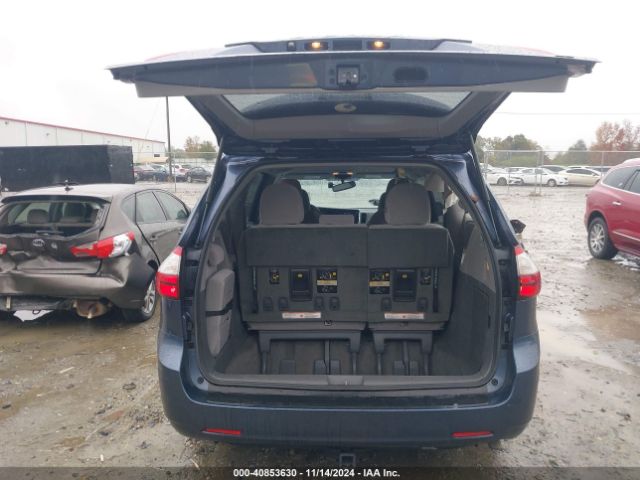 5TDKK3DC2GS724661 Toyota Sienna Le 8 Passenger