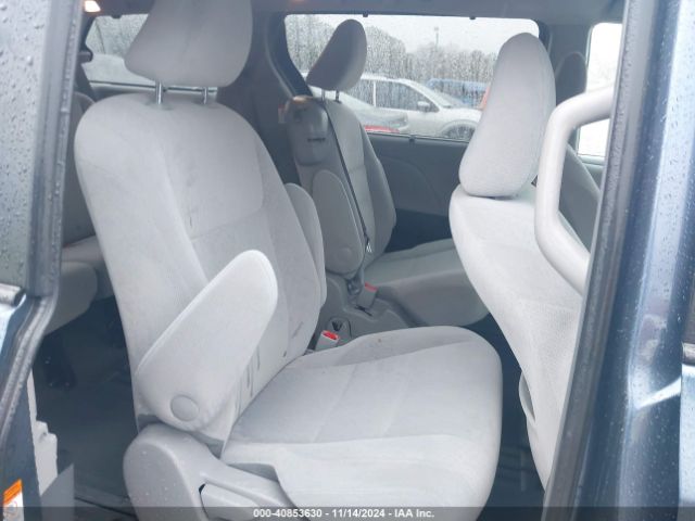 5TDKK3DC2GS724661 Toyota Sienna Le 8 Passenger