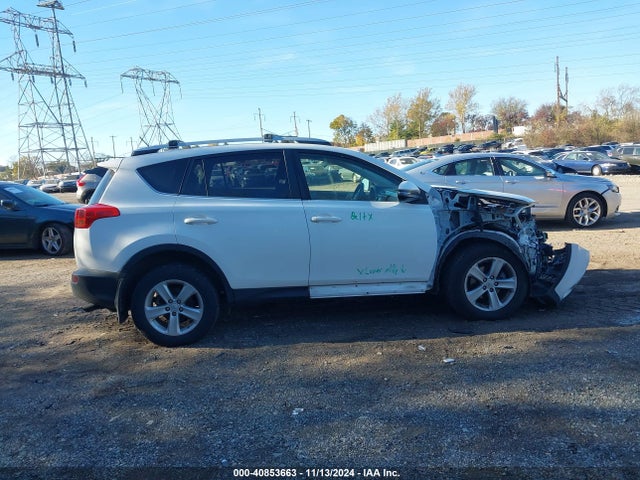 JTMRFREV0ED050301 Toyota Rav4 Xle
