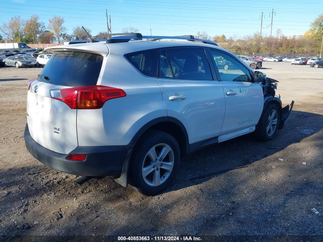 JTMRFREV0ED050301 Toyota Rav4 Xle