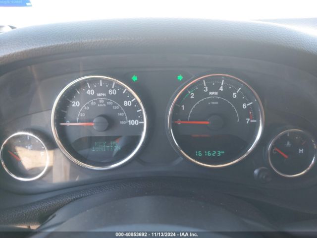 1C4BJWEG9FL614065 Jeep Wrangler Unlimited Sahara
