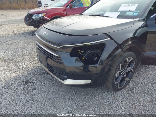 KNDCR3LE1P5051757 KIA Niro Ex Touring