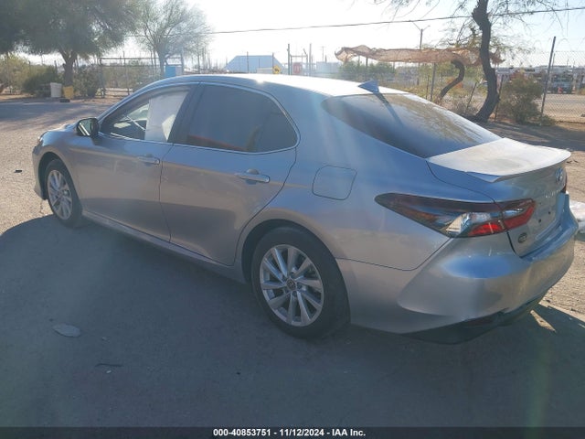 Toyota CAMRY LE 2023 4T1C11AK4PU092552 Image 3