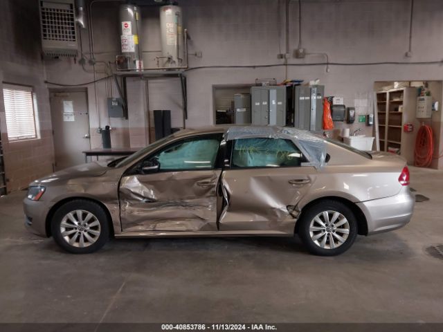 1VWAS7A31FC029995 Volkswagen Passat 1.8t Wolfsburg Edition