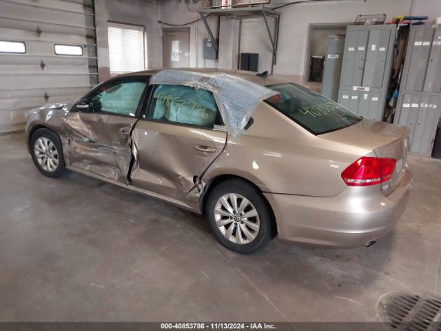 1VWAS7A31FC029995 Volkswagen Passat 1.8t Wolfsburg Edition