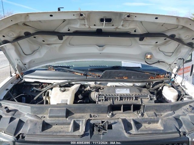 Chevrolet Express 2500 Work Van 2019 1GCWGAFP9K1187042 Image 10