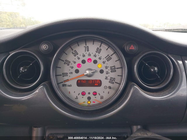 2006 MINI COOPER S WMWRE33516TL21373 Photo 6