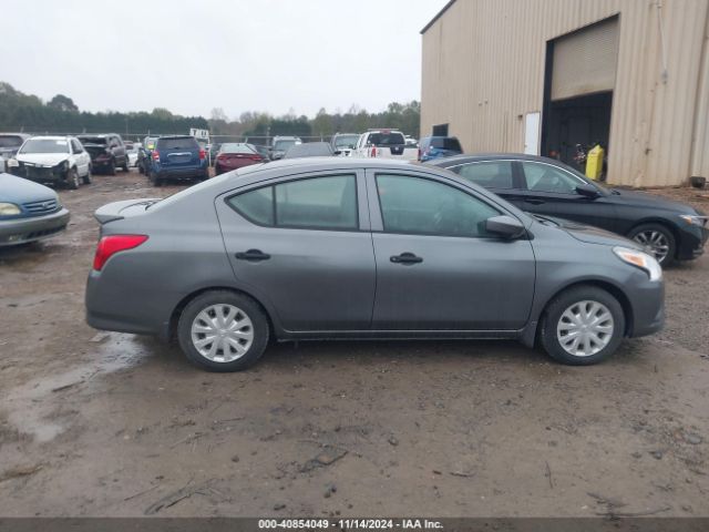 3N1CN7AP4JL843399 Nissan Versa 1.6 S+