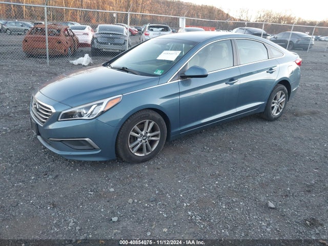 Hyundai SONATA SE 2016 5NPE24AF3GH351041 Image 2