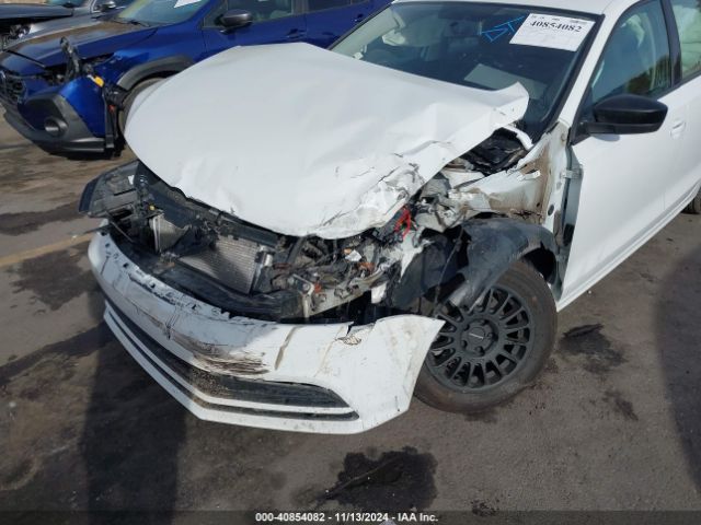 3VW1K7AJ0FM307508 Volkswagen Jetta 2.0l S