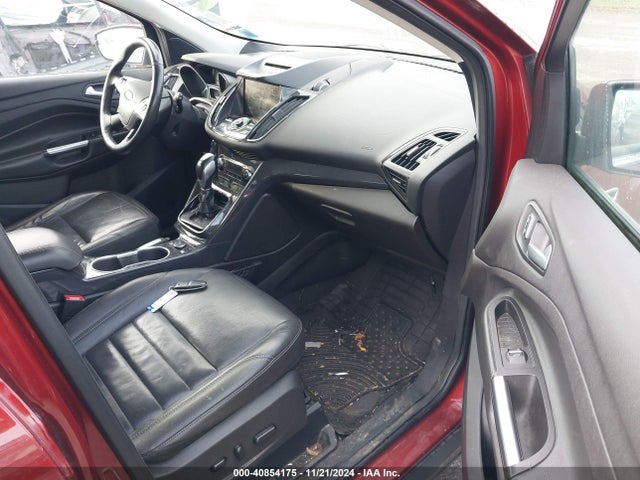 1FMCU9J91FUA26624 Ford Escape Titanium