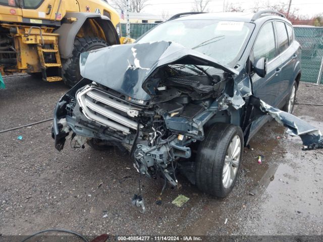 1FMCU9HD2KUC00382 Ford ESCAPE SEL