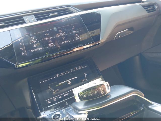 WA1VAAGE8MB014744 Audi E-tron Prestige Quattro