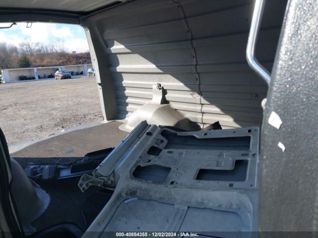 1GCWGAF19H1317826 Chevrolet Express 2500 Work Van