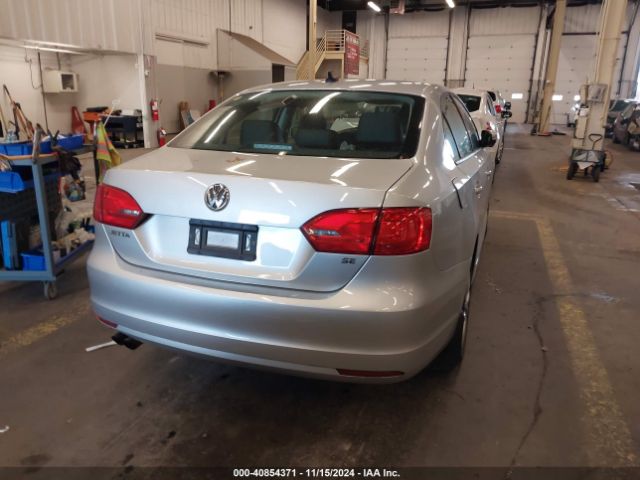 3VWD17AJ3EM285020 Volkswagen Jetta 1.8t Se