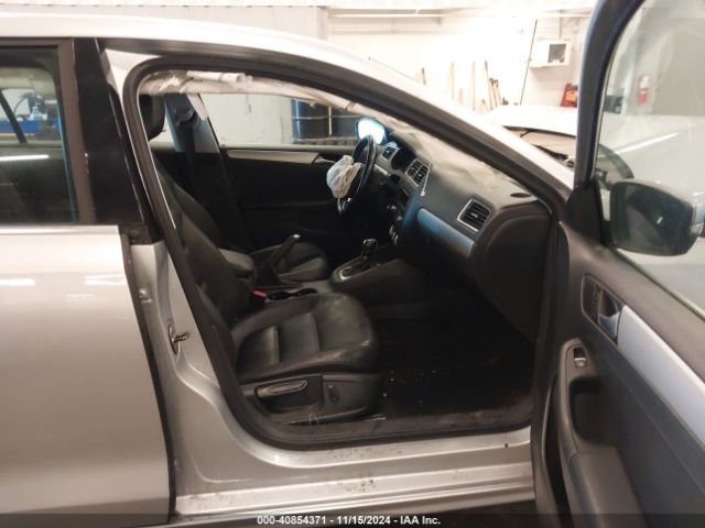 3VWD17AJ3EM285020 Volkswagen Jetta 1.8t Se