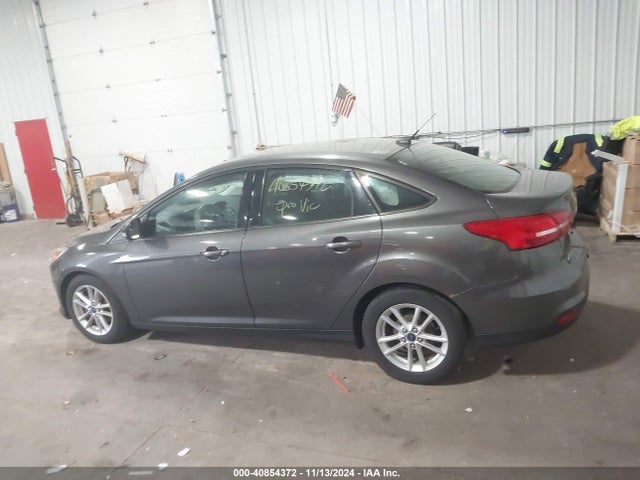1FADP3F20GL227226 Ford FOCUS SE