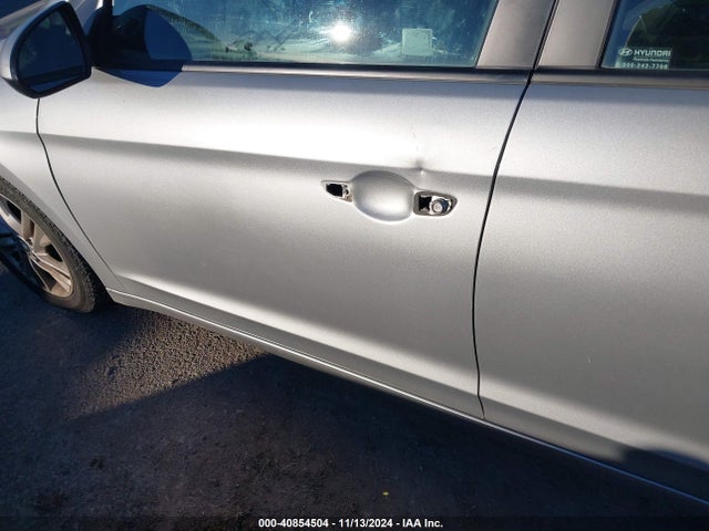 Hyundai ELANTRA SEL 2020 5NPD84LF0LH613681 Image 6
