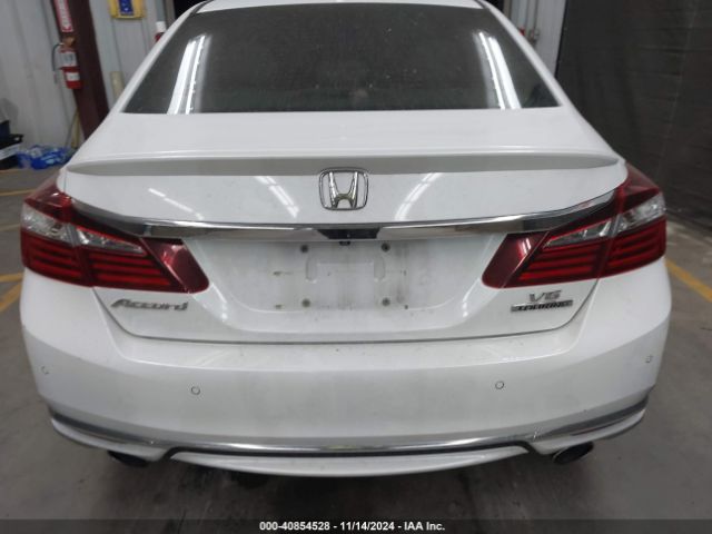 1HGCR3F90GA032463 Honda Accord Touring