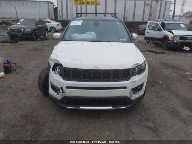 3C4NJDCB1JT484059 Jeep Compass Limited 4x4