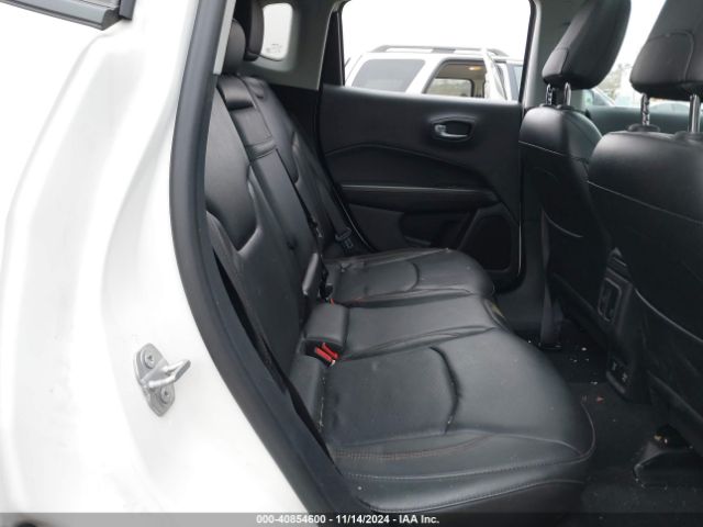 3C4NJDCB1JT484059 Jeep Compass Limited 4x4