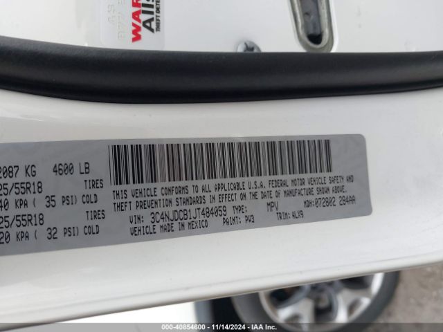 3C4NJDCB1JT484059 Jeep Compass Limited 4x4