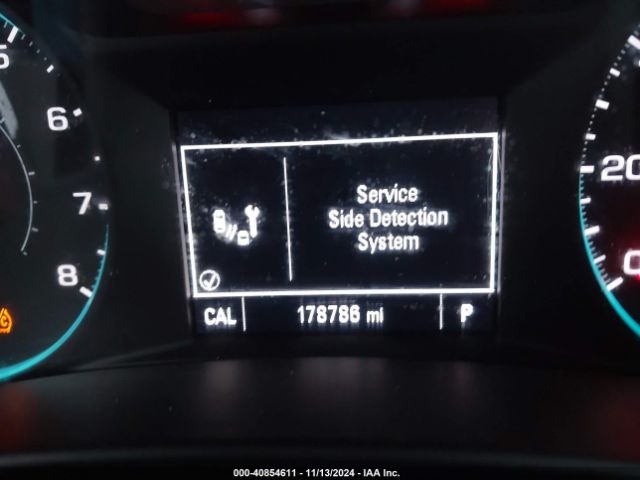 3GNAXJEV5JS636148 Chevrolet EQUINOX LT