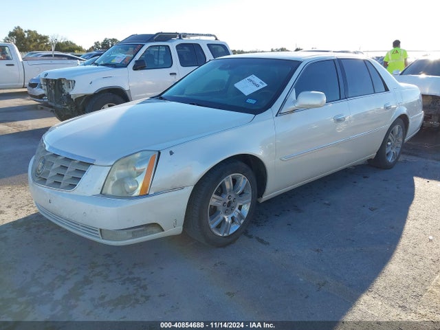 2010 CADILLAC DTS 1G6KP5E93AU127833 Photo 1