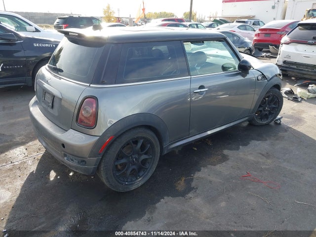 2007 MINI COOPER S WMWMF73547TT80160 Photo 3