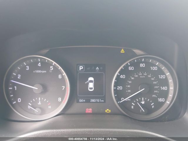 5NPD84LFXJH233907 Hyundai ELANTRA SEL