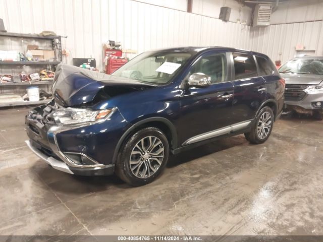 JA4AD3A39HZ042123 Mitsubishi Outlander Se