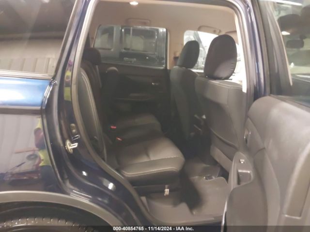 JA4AD3A39HZ042123 Mitsubishi Outlander Se