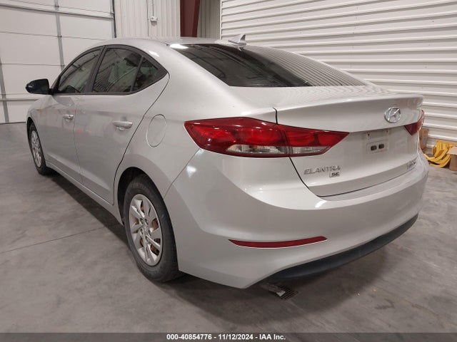 Hyundai ELANTRA SE 2017 5NPD74LF4HH127269 Image 3
