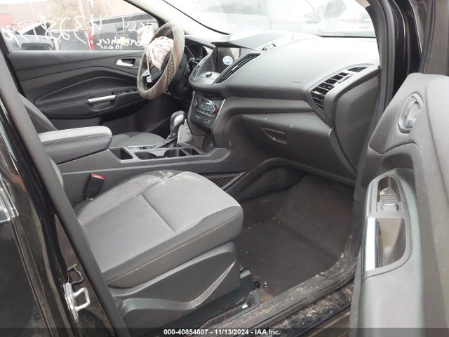Ford ESCAPE SE 2019 1FMCU9GD9KUC00042 Image 5