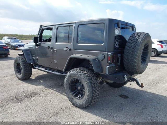 1C4BJWEG0GL231911 Jeep Wrangler Unlimited Sahara
