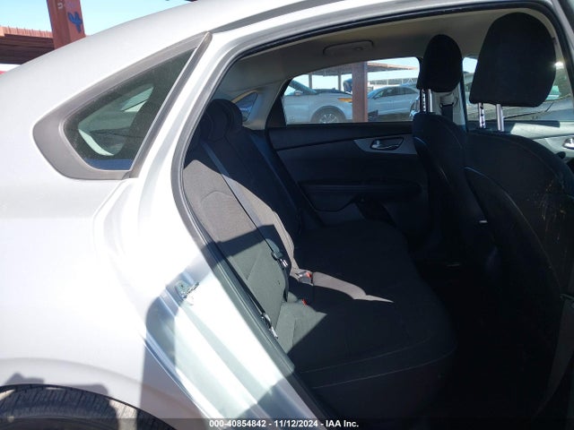KIA Forte Lxs 2019 3KPF24AD8KE083894 Image 8