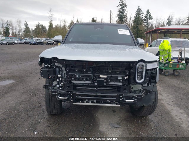 Rivian R1s Launch Edition 2023 7PDSGABLXPN003754 Image 13