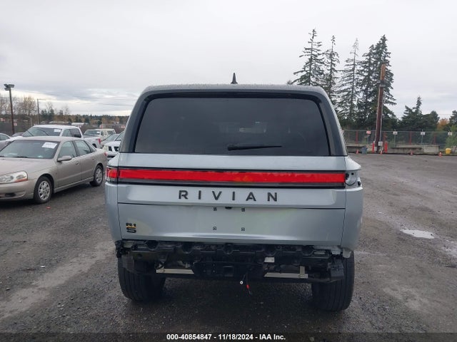 Rivian R1s Launch Edition 2023 7PDSGABLXPN003754 Image 17