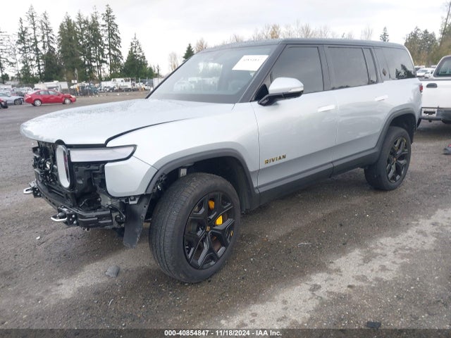 Rivian R1s Launch Edition 2023 7PDSGABLXPN003754 Image 2