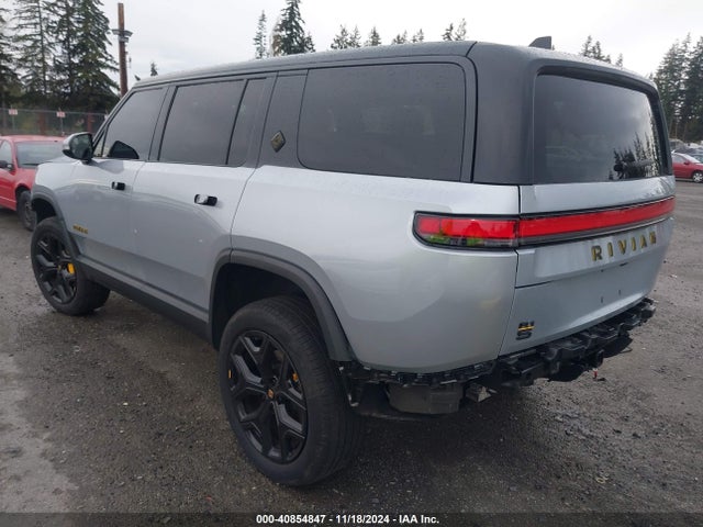 Rivian R1s Launch Edition 2023 7PDSGABLXPN003754 Image 3