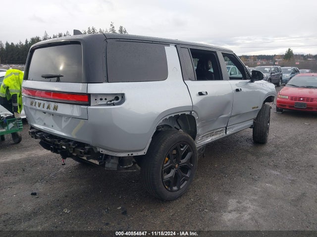 Rivian R1s Launch Edition 2023 7PDSGABLXPN003754 Image 4