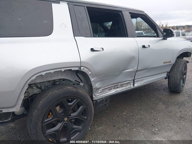 Rivian R1s Launch Edition 2023 7PDSGABLXPN003754 Image 6