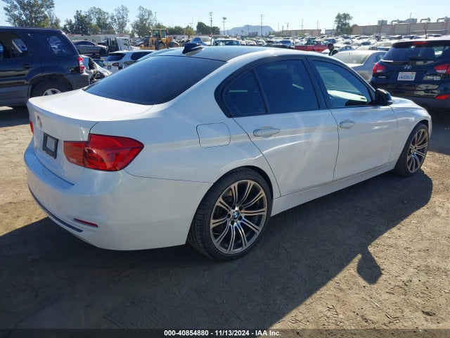 BMW 328I 2016 WBA8E9C59GK645418 Image 4