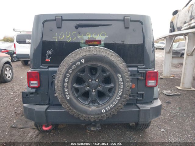 1C4BJWEG7GL175515 Jeep Wrangler Unlimited Sahara