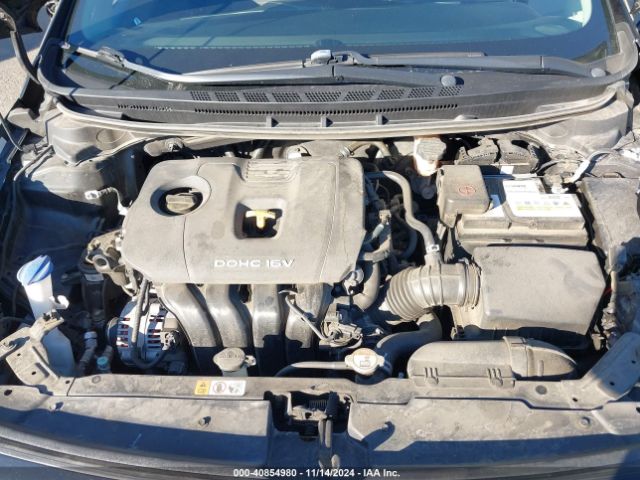 3KPFL4A71JE218204 KIA FORTE S