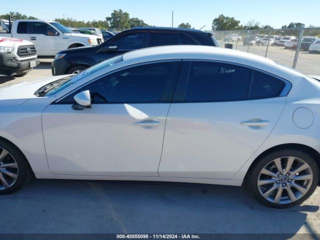 3MZBPAAL1KM112628 Mazda Mazda3 Select Package