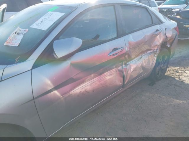 5NPLM4AG2MH009425 Hyundai ELANTRA SEL