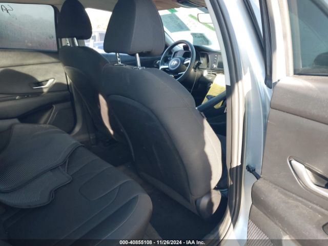 5NPLM4AG2MH009425 Hyundai ELANTRA SEL